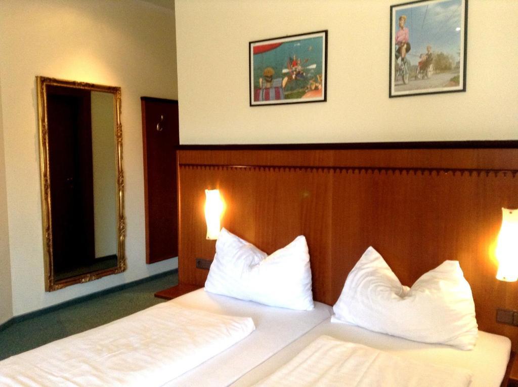 Hotel Gasthof Sonne Aschach an der Donau Extérieur photo